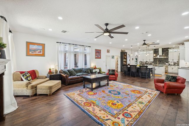 2 Charterwood, San Antonio, TX 78248