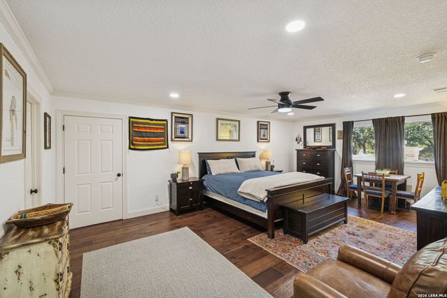 2 Charterwood, San Antonio, TX 78248