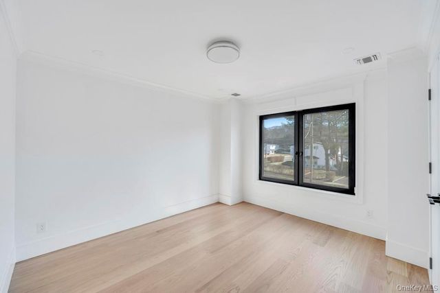 26 Fieldstone Drive, Syosset, NY 11791