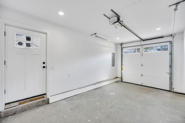 26 Fieldstone Drive, Syosset, NY 11791