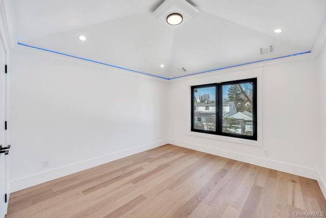 26 Fieldstone Drive, Syosset, NY 11791