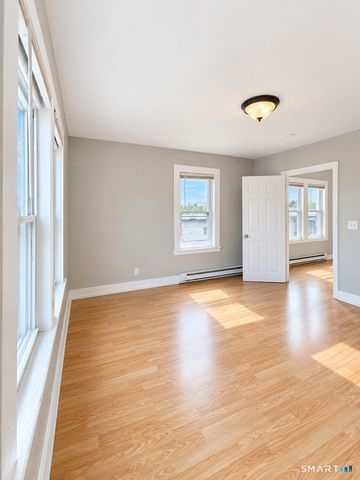 86 Gold Street, New Britain, CT 06053