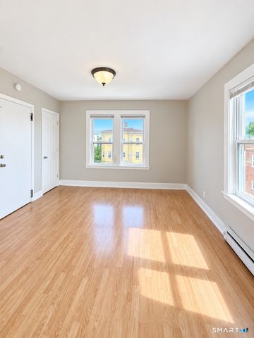 86 Gold Street, New Britain, CT 06053