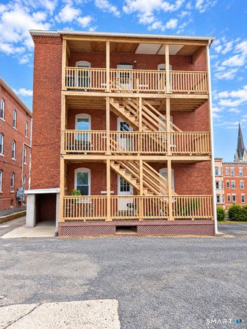 86 Gold Street, New Britain, CT 06053