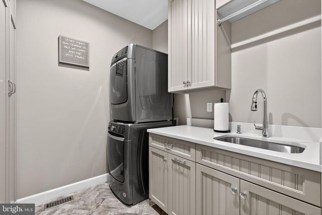 164 HIGHLAND, Williamsburg, VA 23188