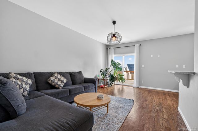 37 Pinto Road E, Middletown, NY 10941