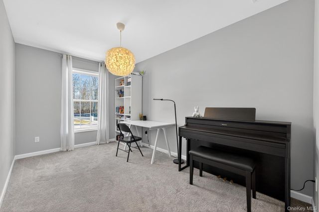 37 Pinto Road E, Middletown, NY 10941