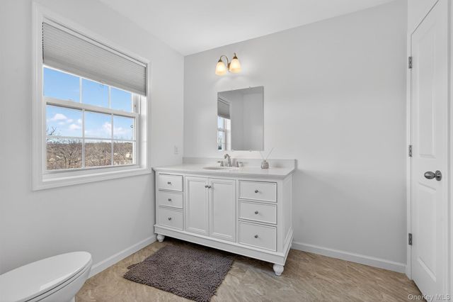 37 Pinto Road E, Middletown, NY 10941