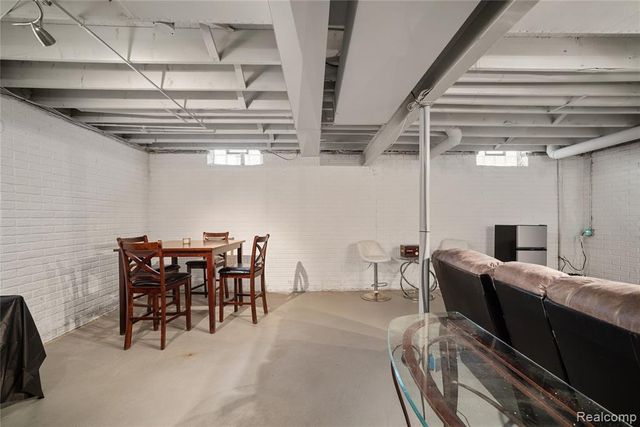 29054 Currier Avenue, Westland, MI 48186