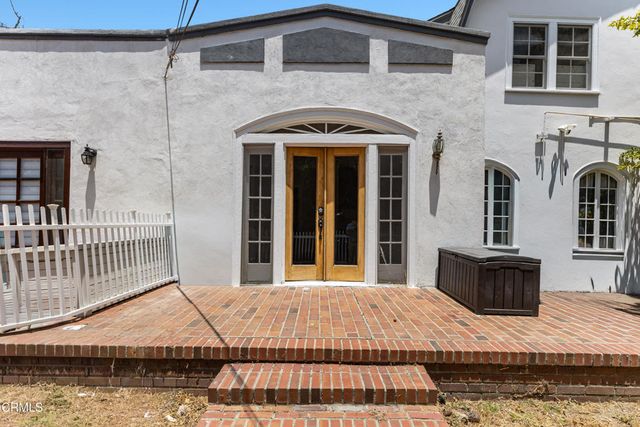 1115 S Wilton Place B, Los Angeles, CA 90019