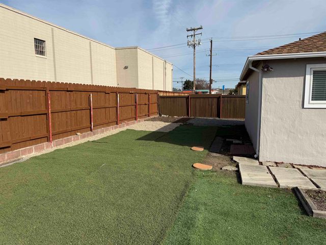 391 Anza Way, San Leandro, CA 94578