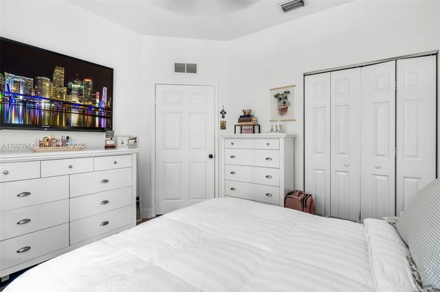 12430 SW 50th St 109, Miramar, FL 33027