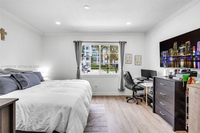 12430 SW 50th St 109, Miramar, FL 33027