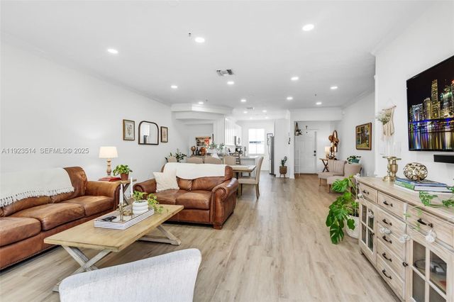 12430 SW 50th St 109, Miramar, FL 33027