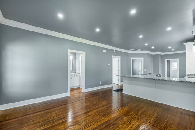 301 Kingwood Dr, Murfreesboro, TN 37129