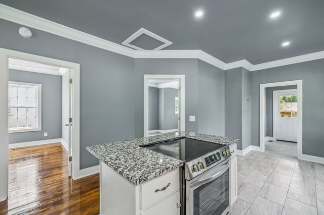 301 Kingwood Dr, Murfreesboro, TN 37129