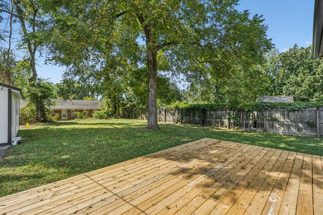 301 Kingwood Dr, Murfreesboro, TN 37129