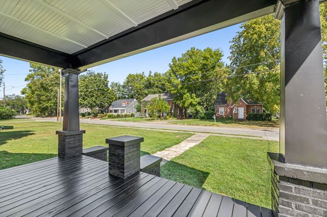 301 Kingwood Dr, Murfreesboro, TN 37129