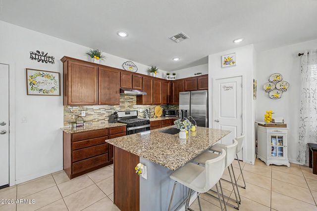 2119 N MARKETSIDE Avenue, Buckeye, AZ 85396
