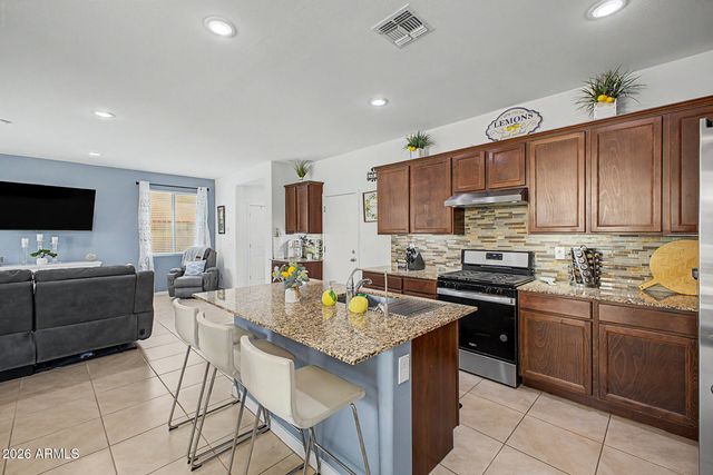 2119 N MARKETSIDE Avenue, Buckeye, AZ 85396