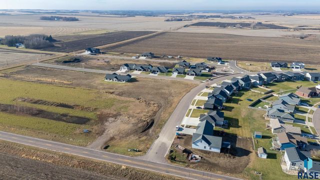 1000 Sunset St Street, Valley Springs, SD 57068