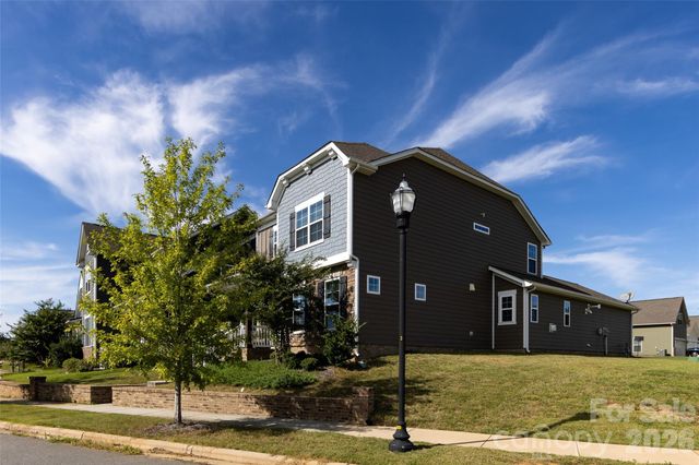 11440 Westbranch Parkway, Davidson, NC 28036