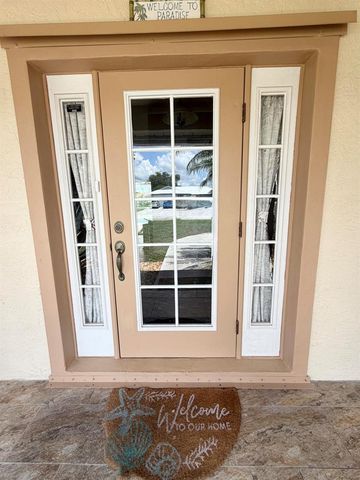 127 NW Avens Street, Port St. Lucie, FL 34983