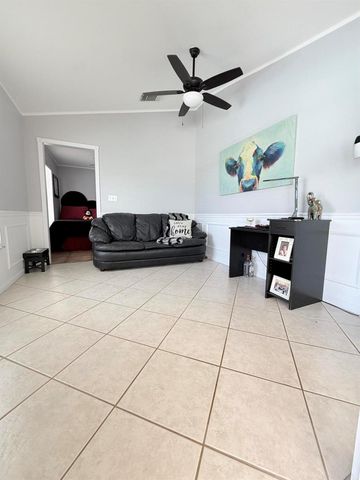 127 NW Avens Street, Port St. Lucie, FL 34983