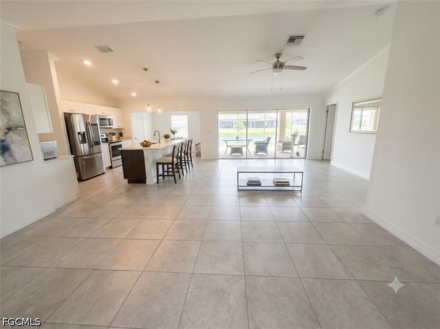 2504 NW 19th PL, Cape Coral, FL 33993