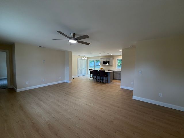 25 Edson Ave, Rutland, MA 01543