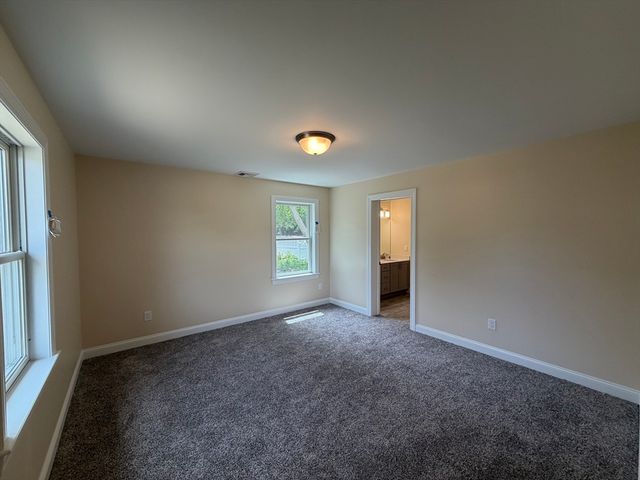 25 Edson Ave, Rutland, MA 01543