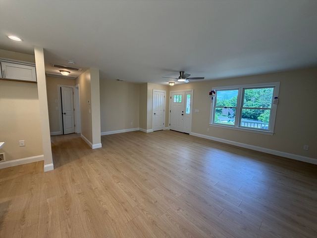 25 Edson Ave, Rutland, MA 01543