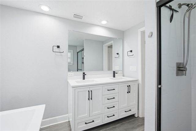 2707 W KENMORE AVENUE, Tampa, FL 33614