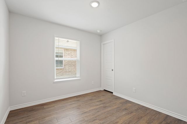 1600 Romans Road, Ennis, TX 75119