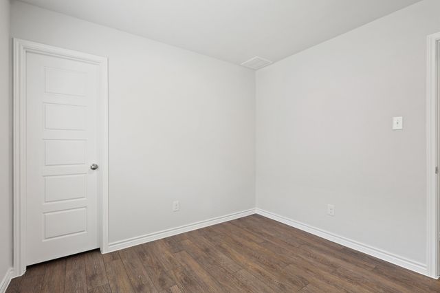 1600 Romans Road, Ennis, TX 75119