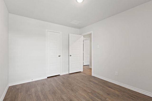 1600 Romans Road, Ennis, TX 75119