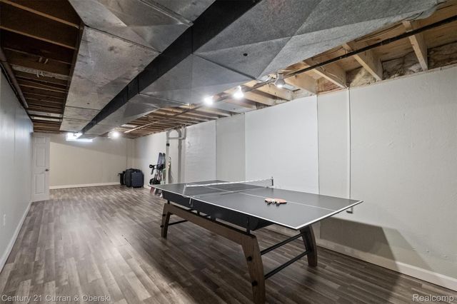 43507 Scenic Lane W, Novi, MI 48167