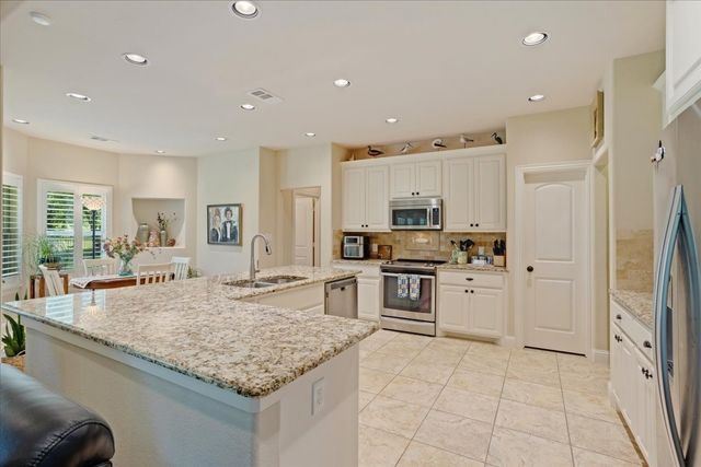 577 Roberts Run, Sherman, TX 75092