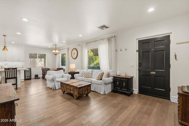 301 E 14TH Street, Tempe, AZ 85281