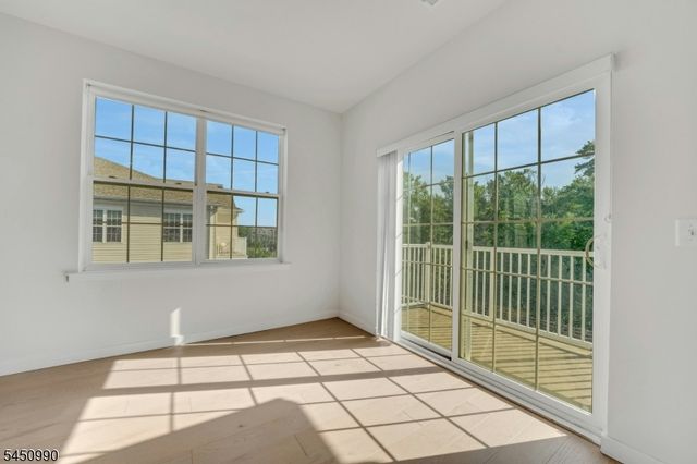 644 Lorhan Dr 644, Piscataway Twp., NJ 08854