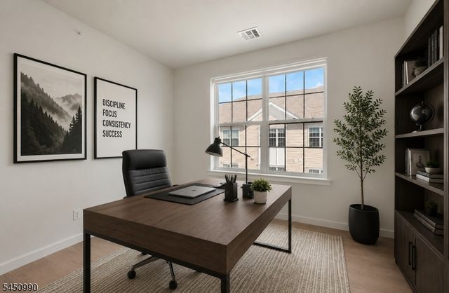 644 Lorhan Dr 644, Piscataway Twp., NJ 08854