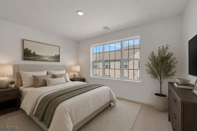 644 Lorhan Dr 644, Piscataway Twp., NJ 08854