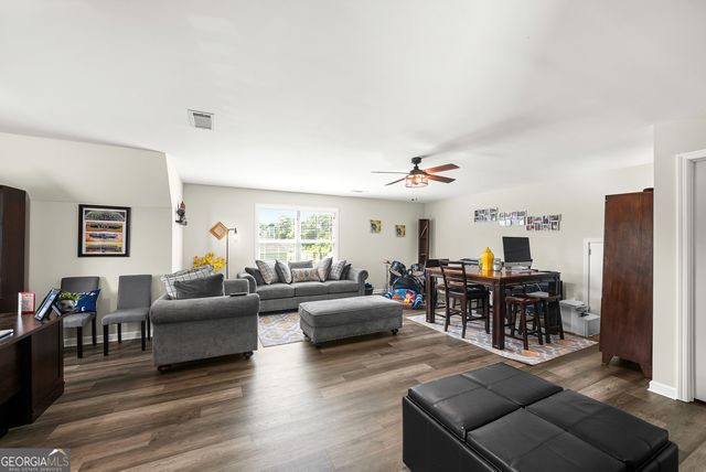 1538 E Lake Road, Mcdonough, GA 30252