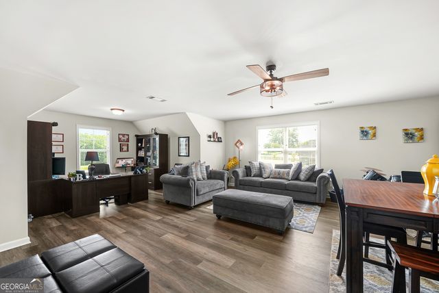 1538 E Lake Road, Mcdonough, GA 30252