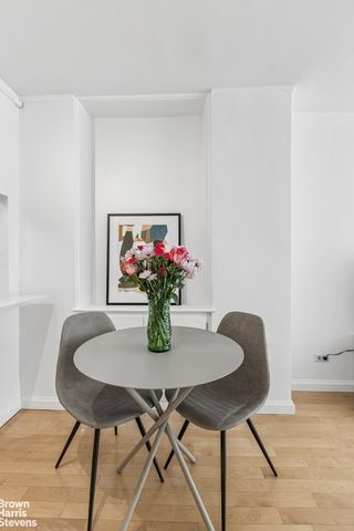 201 E 37th St Apt 5A, New York City, NY 10016
