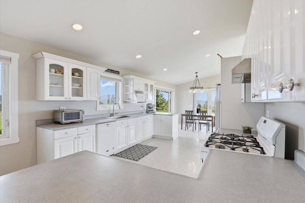 4746 Furze Rd, Clayton, WA 99110 photo 15