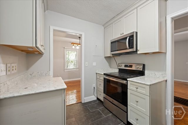 1702 E 41st Street, Savannah, GA 31404