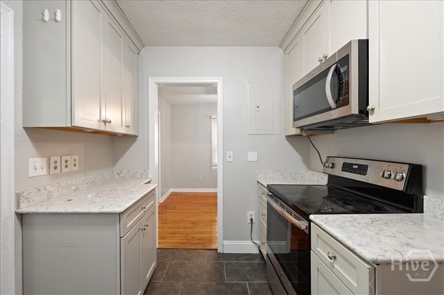 1702 E 41st Street, Savannah, GA 31404