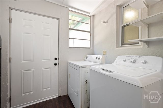 1702 E 41st Street, Savannah, GA 31404