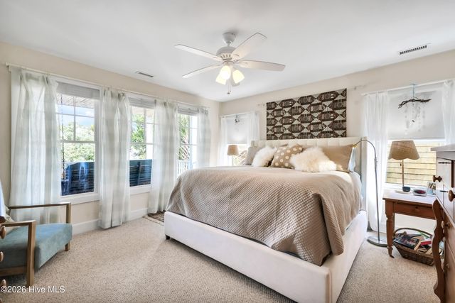 4 E Raleigh Street, Wrightsville Beach, NC 28480